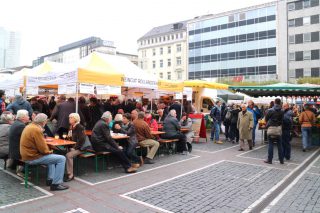 【Bauernmarkt／Schillermarkt】フランクフルト市街で開催される青空マーケット